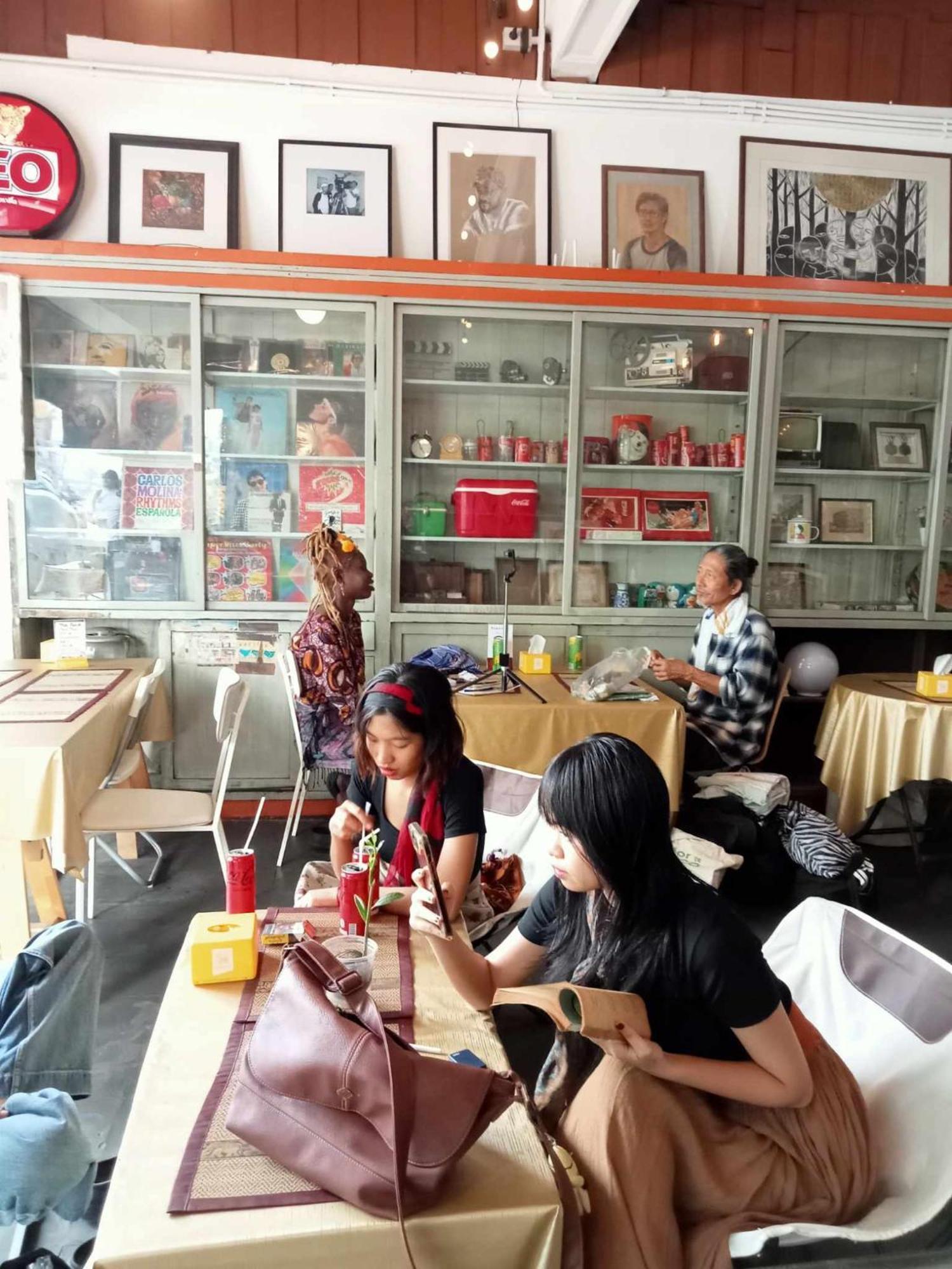 شقة Bang Lumphu House&Bistro بانكوك المظهر الخارجي الصورة